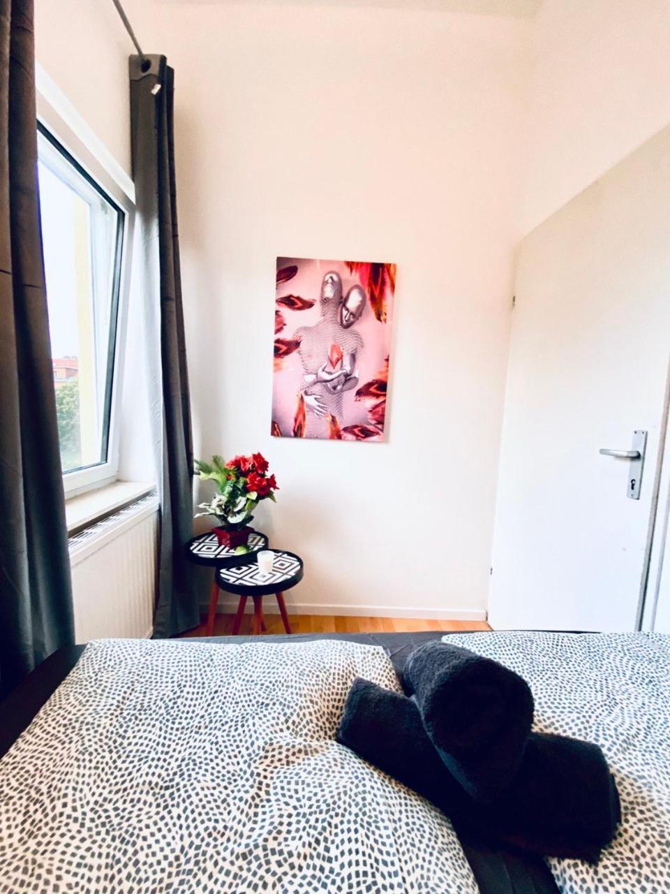 Habitación en casa particular Cozy In The 23rd District Of Fr5 *